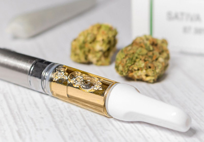 cannabis-flower-and-cartridge
